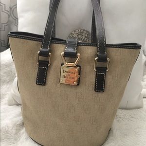 Beautiful Dooney & Burke in great condition!